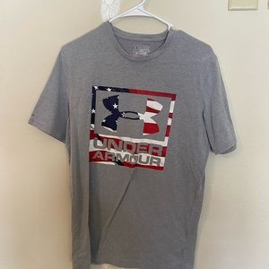Under Armour short sleeve shirt